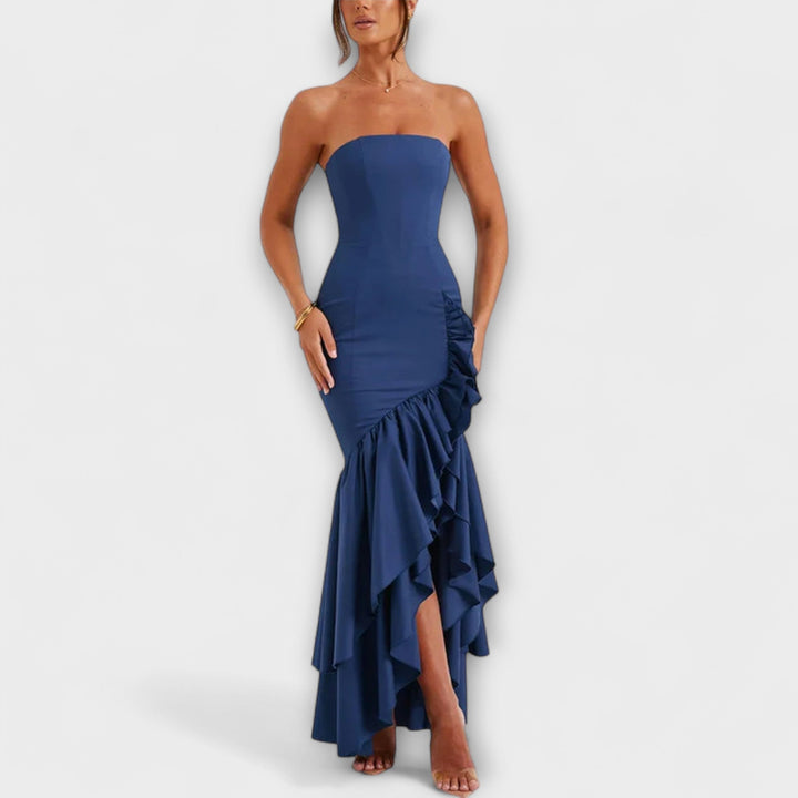 Zuri - Off-Shoulder Slim Fit Maxikleid mit asymmetrischem Saum