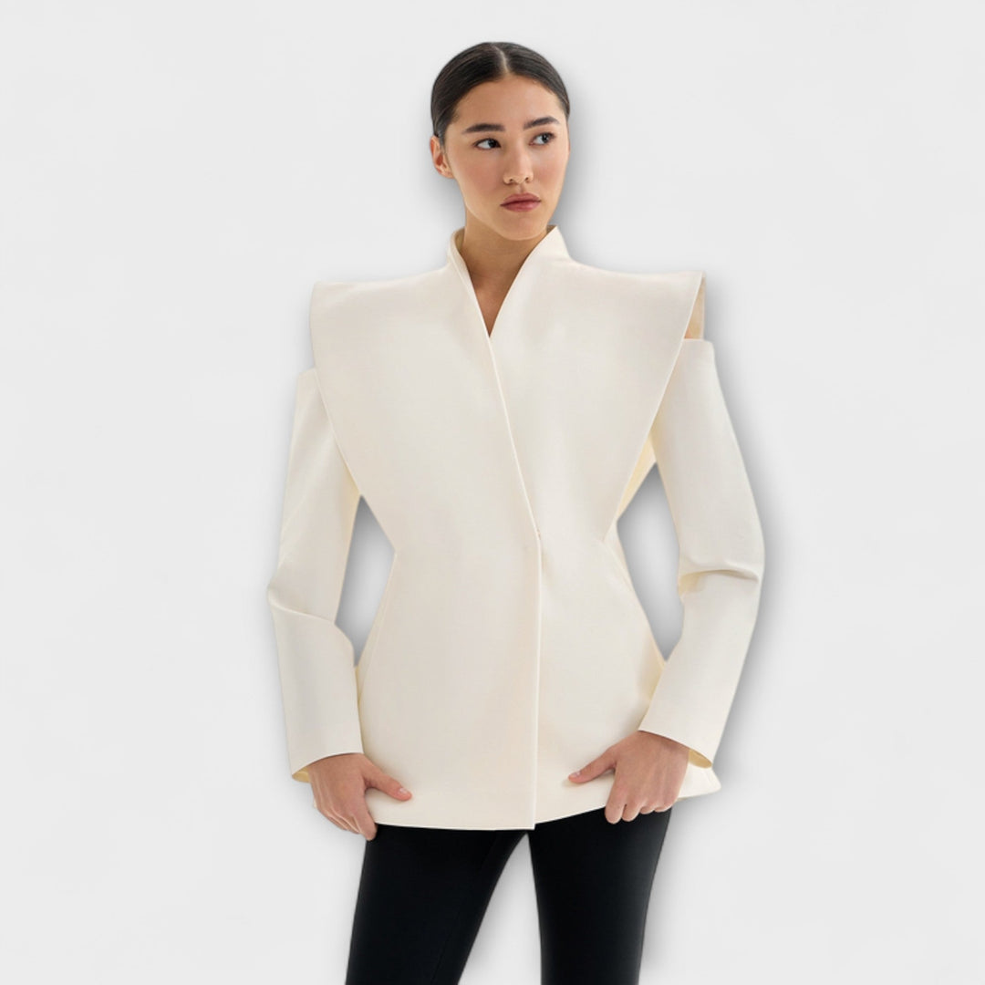 Valeria - Skulpturaler Schulterblazer